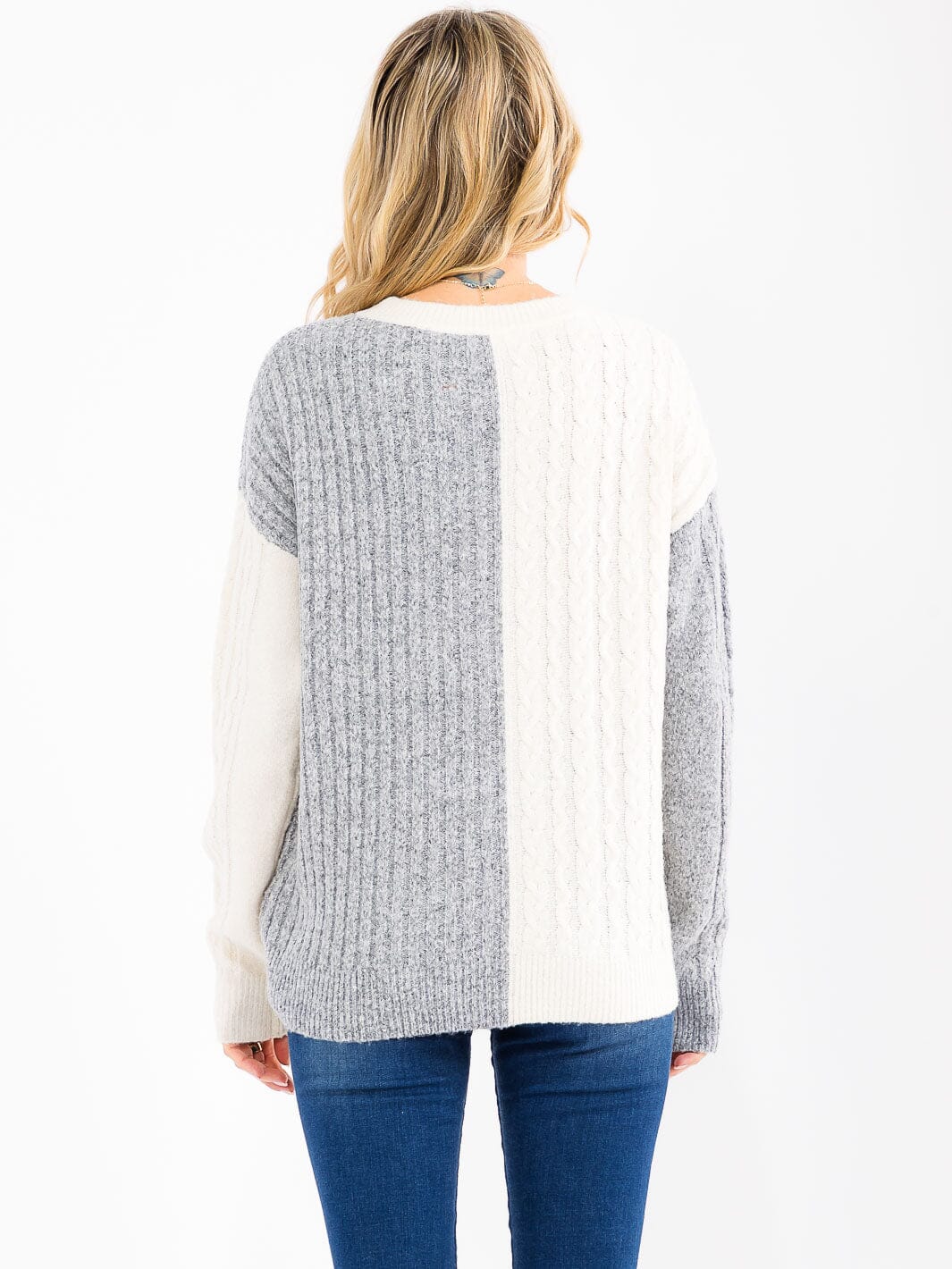 WOMEN'S LONG SLEEVE COLORBLOCK PULLOVER SWEATER