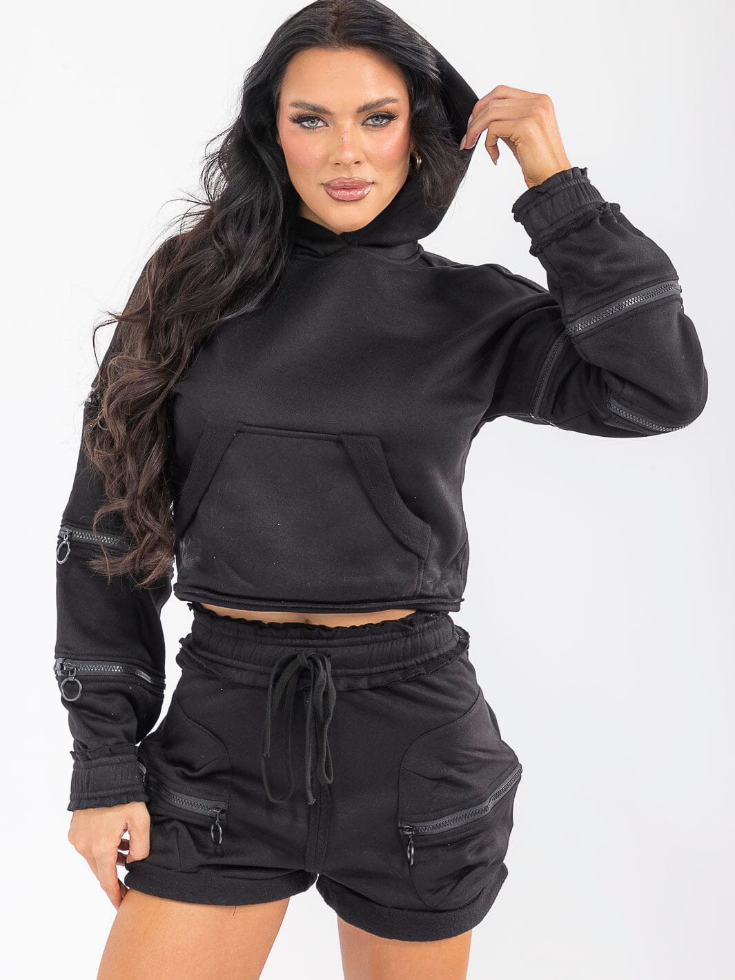 WOMEN'S LONG SLEEVE HOODIE & ELASTIC WAIST SHORTS ZIPPER DETAILED 2PC. SET