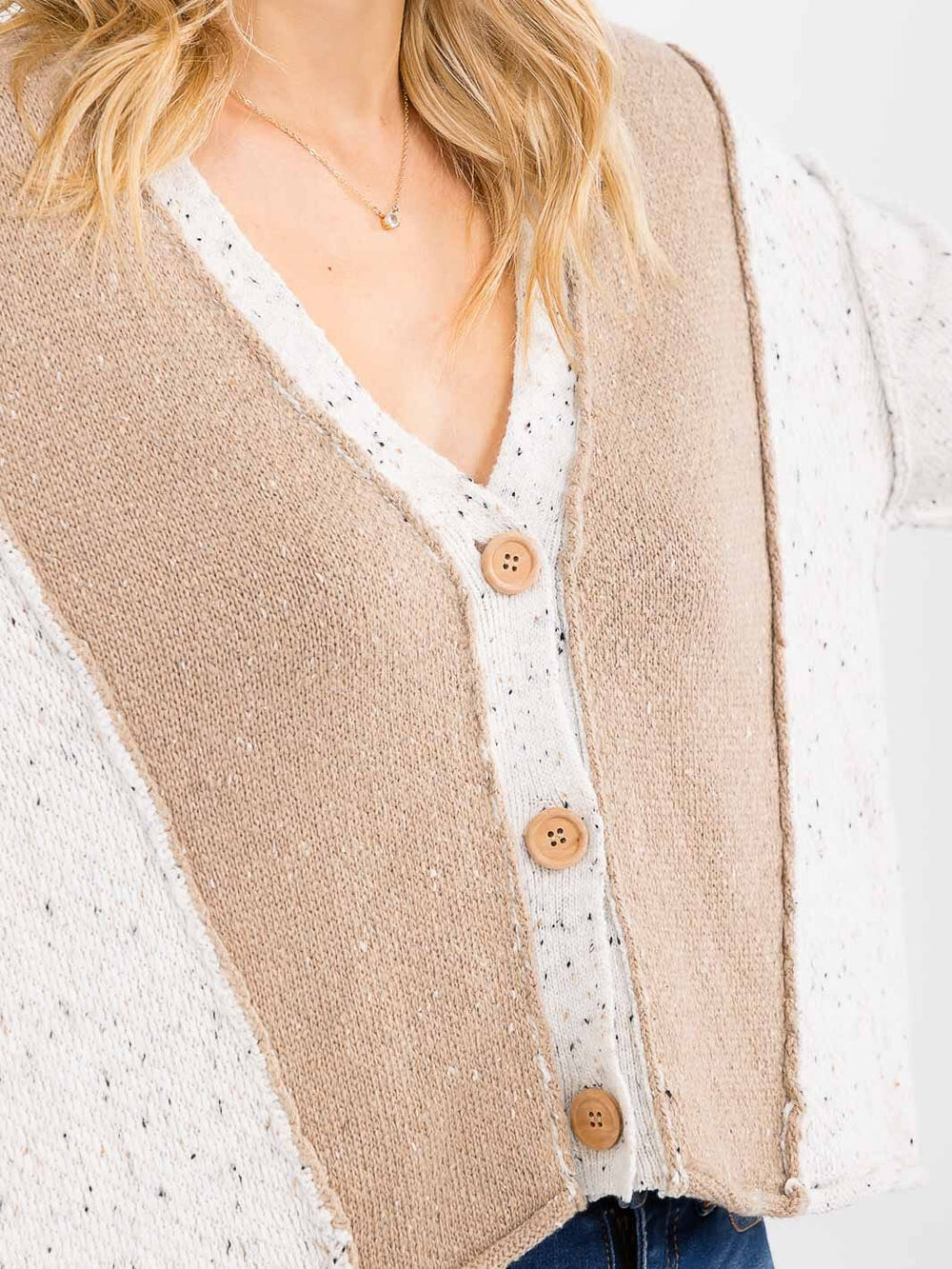 WOMEN'S LONG SLEEVE BUTTON UP COLORBLOCK SWEATER