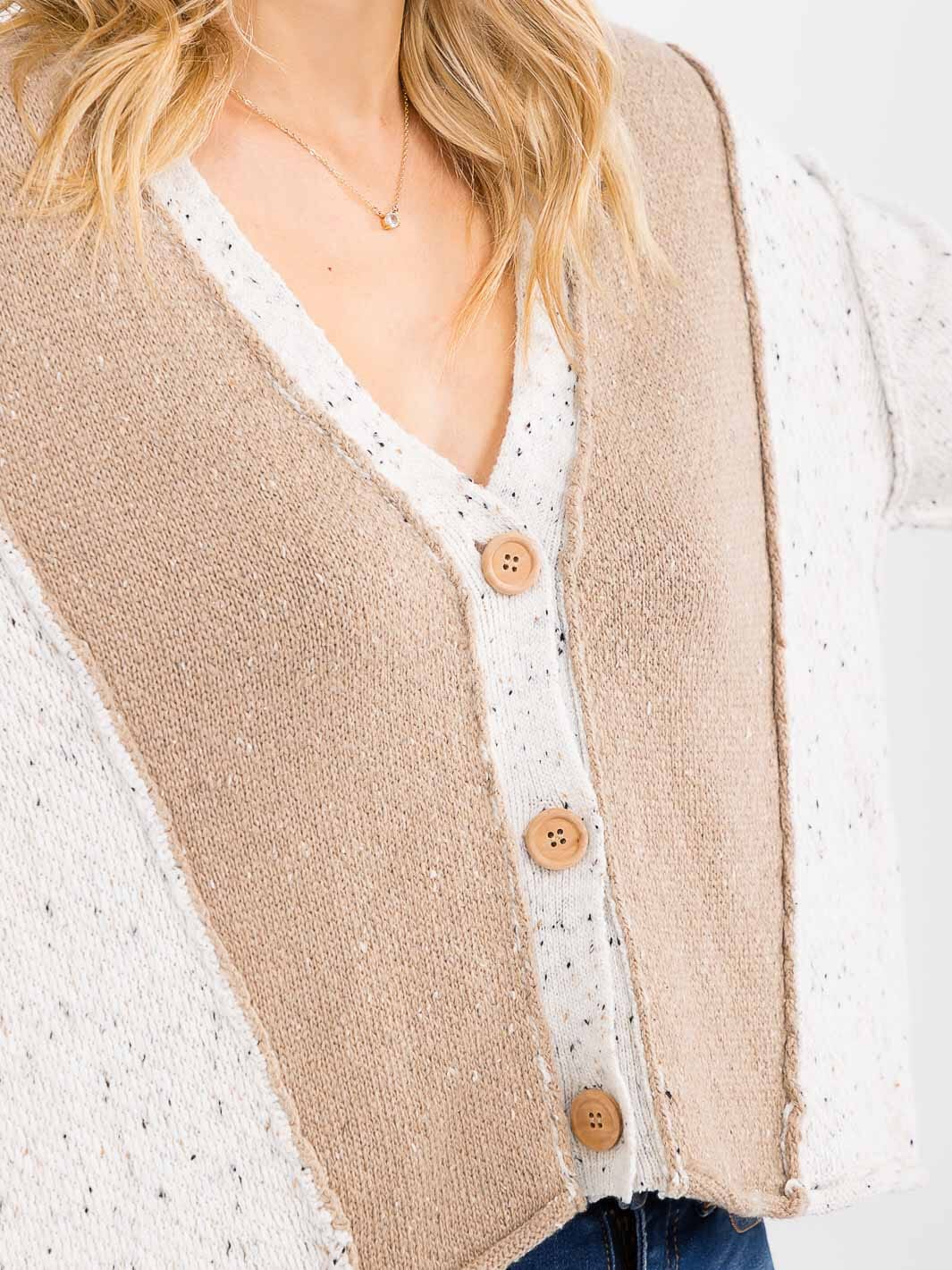 WOMEN'S LONG SLEEVE BUTTON UP COLORBLOCK SWEATER