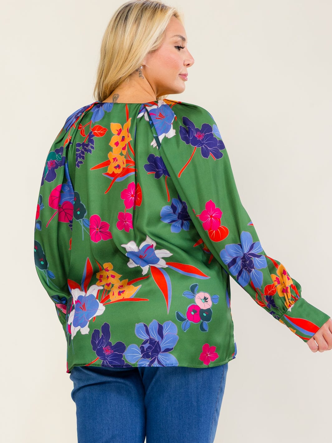 ENTRO PLUS SIZE LONG SLEEVE V-NECK FLORAL PRINT BLOUSE