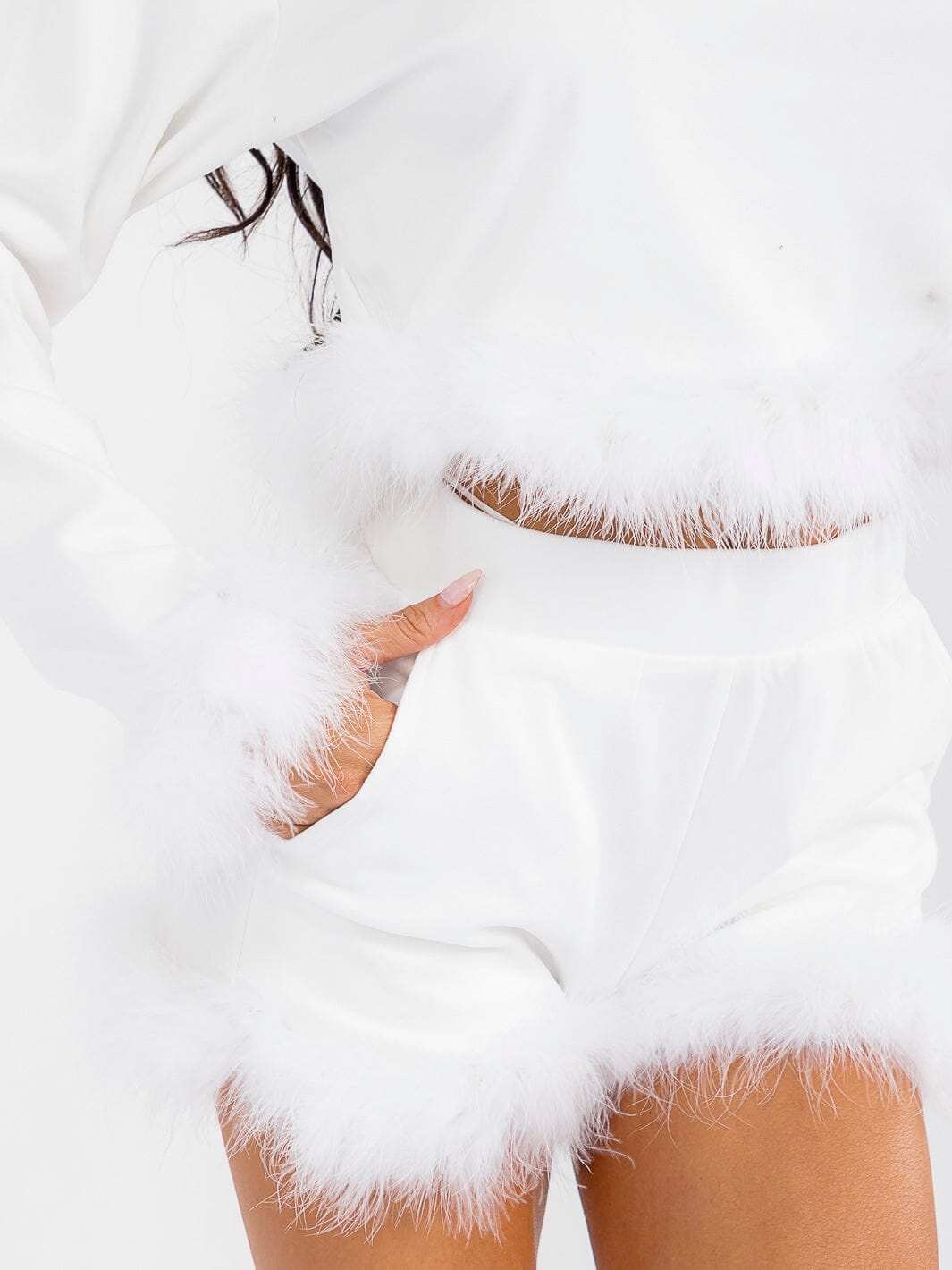 WOMEN'S LONG SLEEVE TOP & ELASTIC WAIST SHORTS TRIM DETAILED 2PC. SET