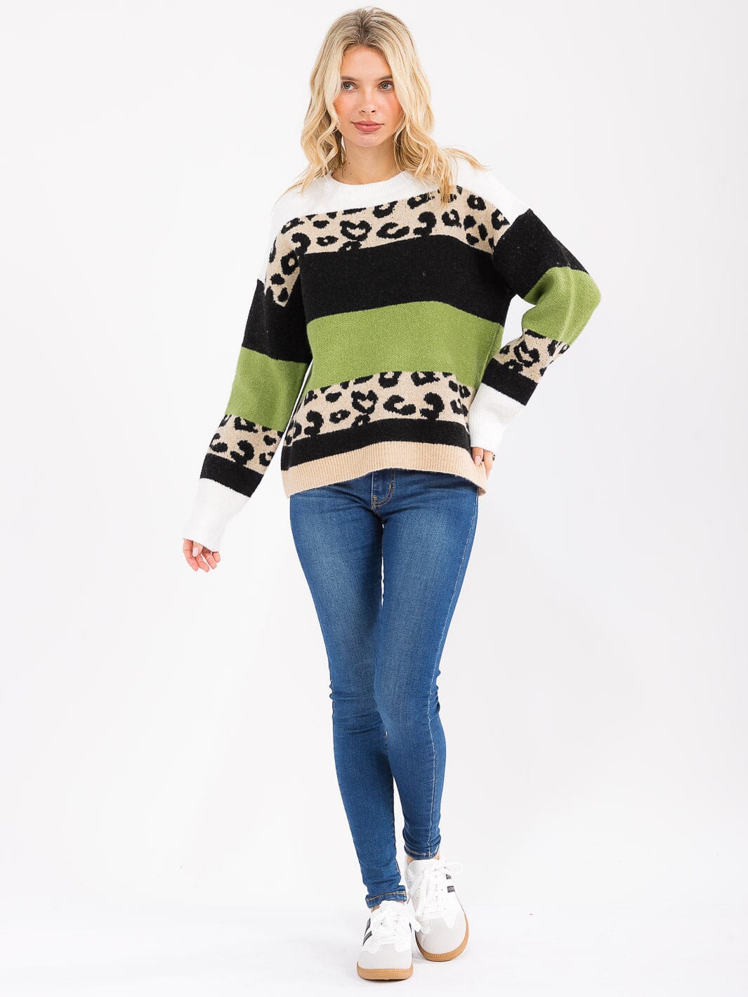 WOMEN'S LONG SLEEVE COLORBLOCK ANIMAL PRINT PULLOVER SWEATER