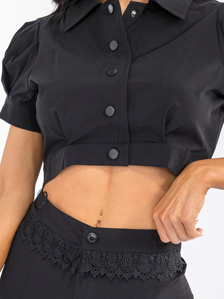 WOMEN'S SHORT SLEEVE TOP & BUTTON CLOSURE SHORTS CROCHET DETAILED 2PC. SET