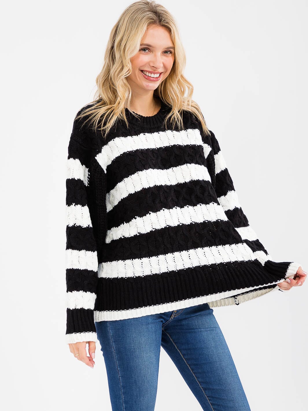 WOMEN'S LONG SLEEVE COLORBLOCK KNIT PULLOVER SWEATER
