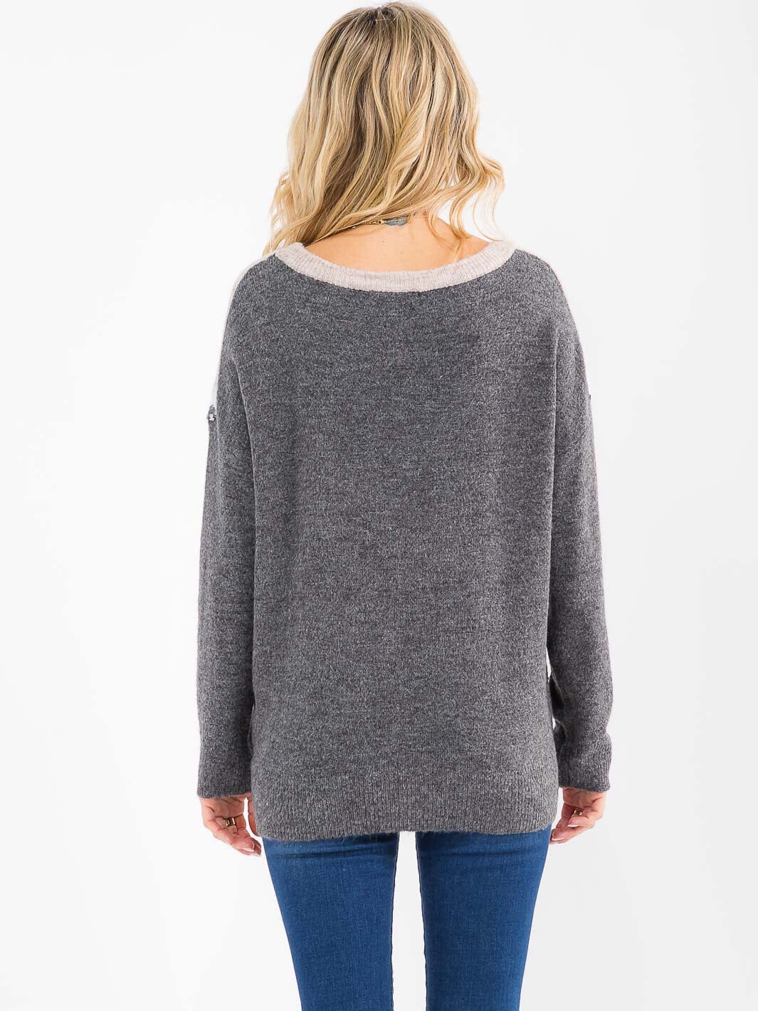 WOMEN'S LONG SLEEVE CHEVRON ANIMAL PRINT PULLOVER SWEATER