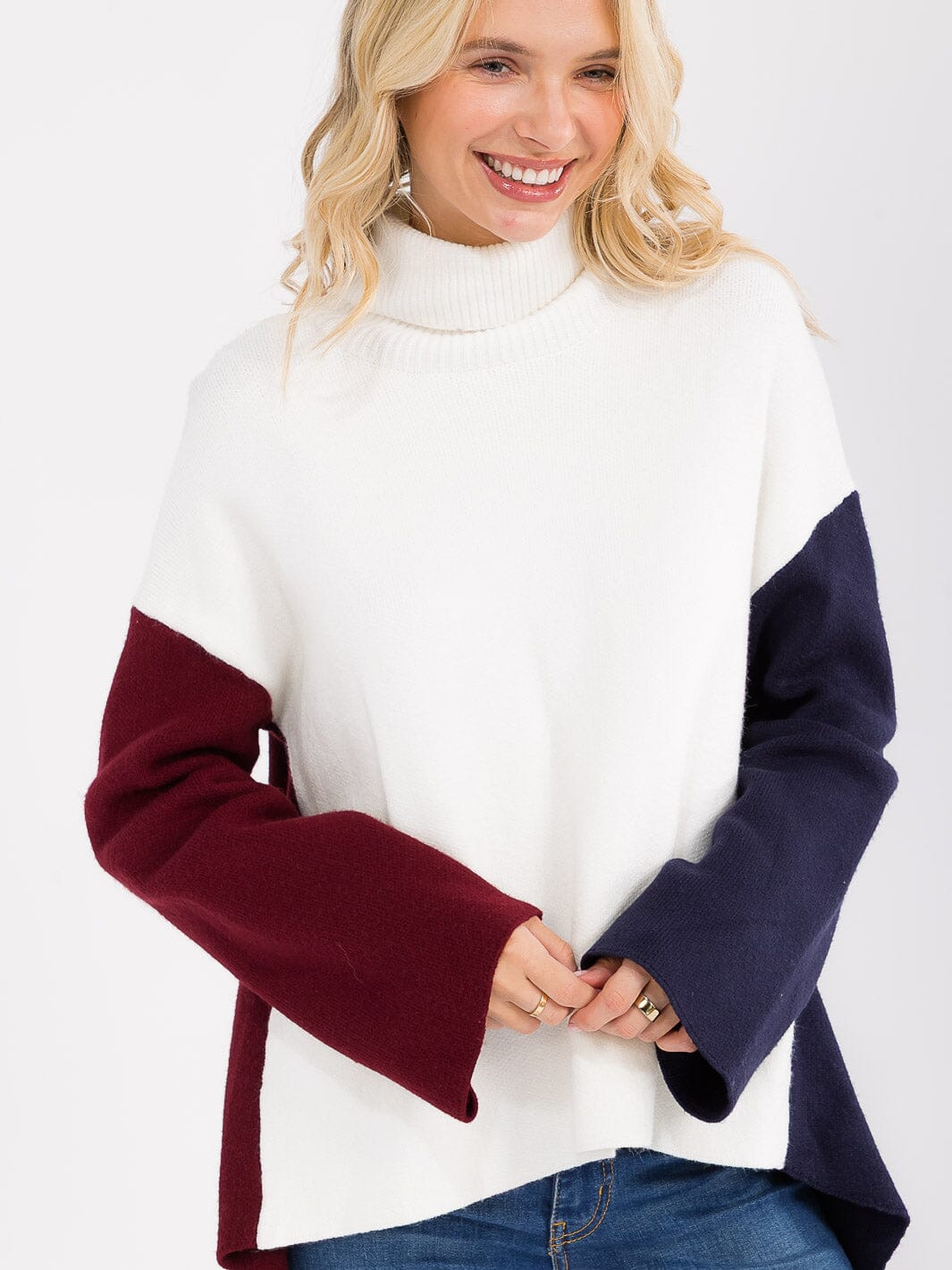 WOMEN'S LONG SLEEVE TURTLE NECK COLORBLOCK OPEN BACK PULLOVER SWEATER