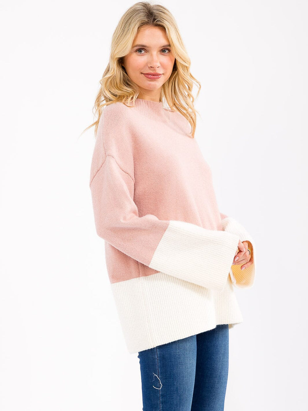 WOMEN'S LONG SLEEVE COLORBLOCK PULLOVER SWEATER