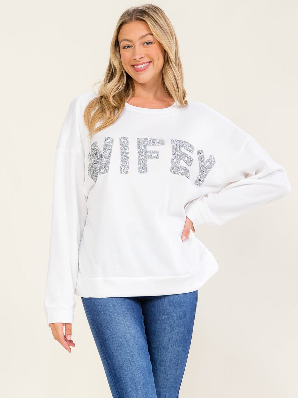 WOMEN'S LONG SLEEVE STUDS WIFEY PULLOVER SWEATER
