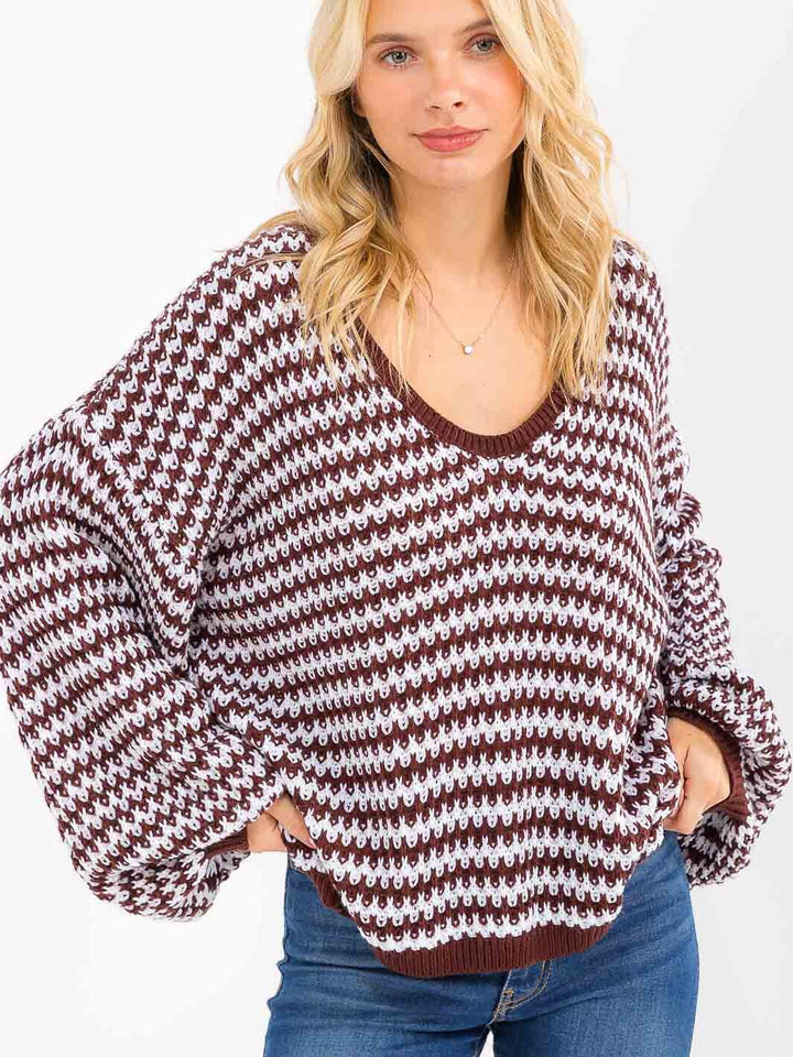 WOMEN'S LONG SLEEVE V-NECK COLORBLOCK OVERSIZED PULLOVER SWEATER