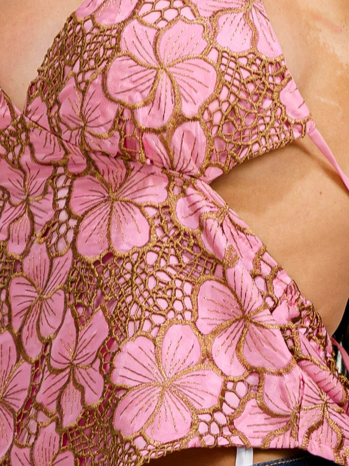 WOMEN'S SLEEVELESS HALTER NECK OPEN BACK FLORAL CROCHET TOP