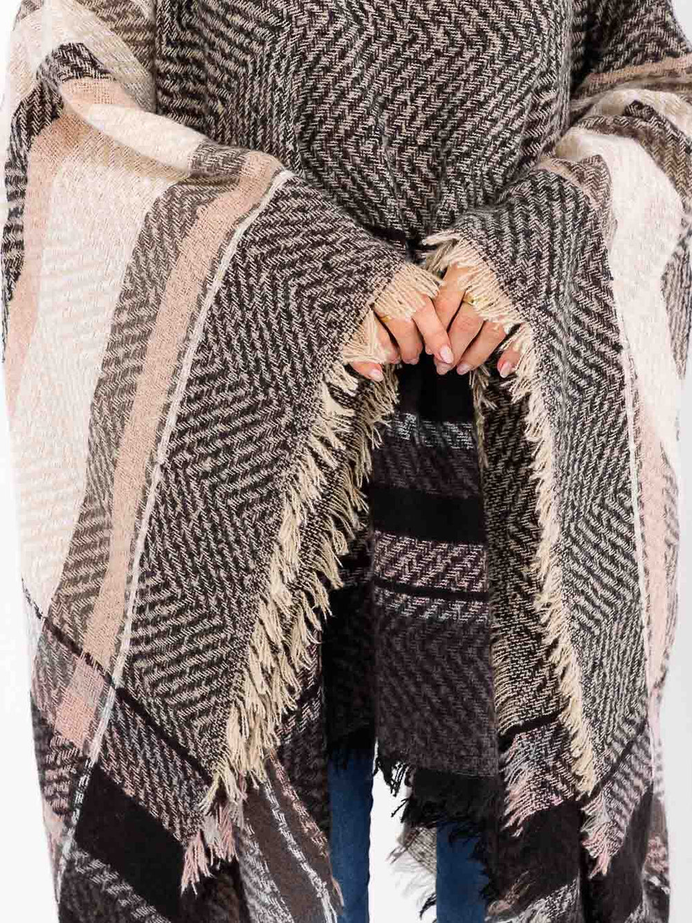 WOMEN'S LONG SLEEVE V-NECK HOODED PLAID PULLOVER PONCHO