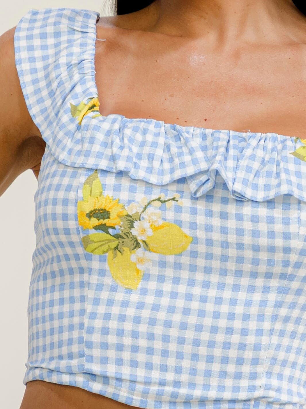 WOMEN'S SLEEVELESS RUFFLE SQUARE NECK SMOCK PLAID CROP TOP