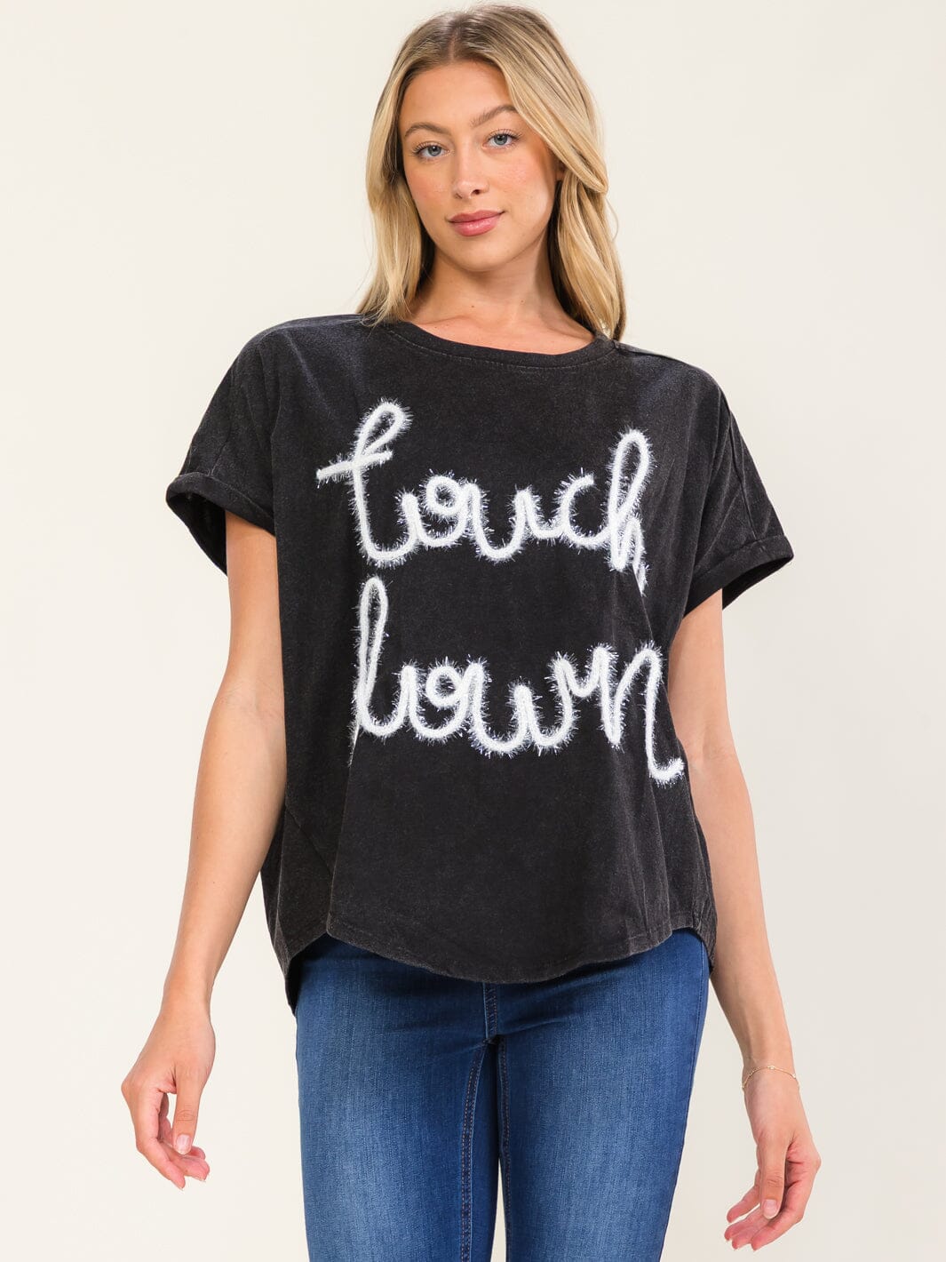WOMEN'S SHORT SLEEVE HIGH-LOW TOUCHDOWN WASHED TOP