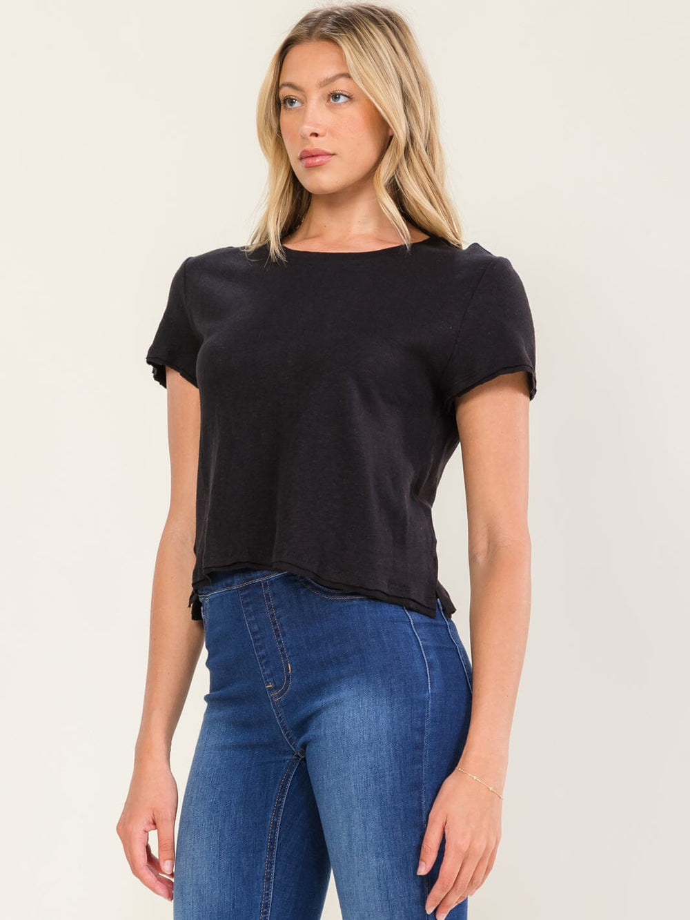 WOMEN'S SHORT SLEEVE SOLID BASIC TOP