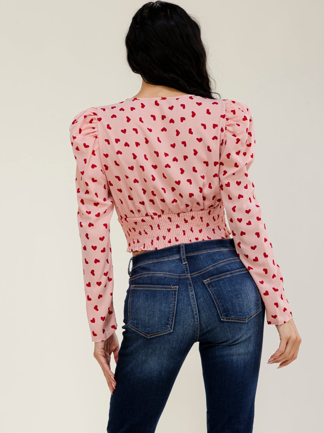 WOMEN'S LONG PUFF SLEEVE SURPLICE HEARTS PRINT CROP TOP