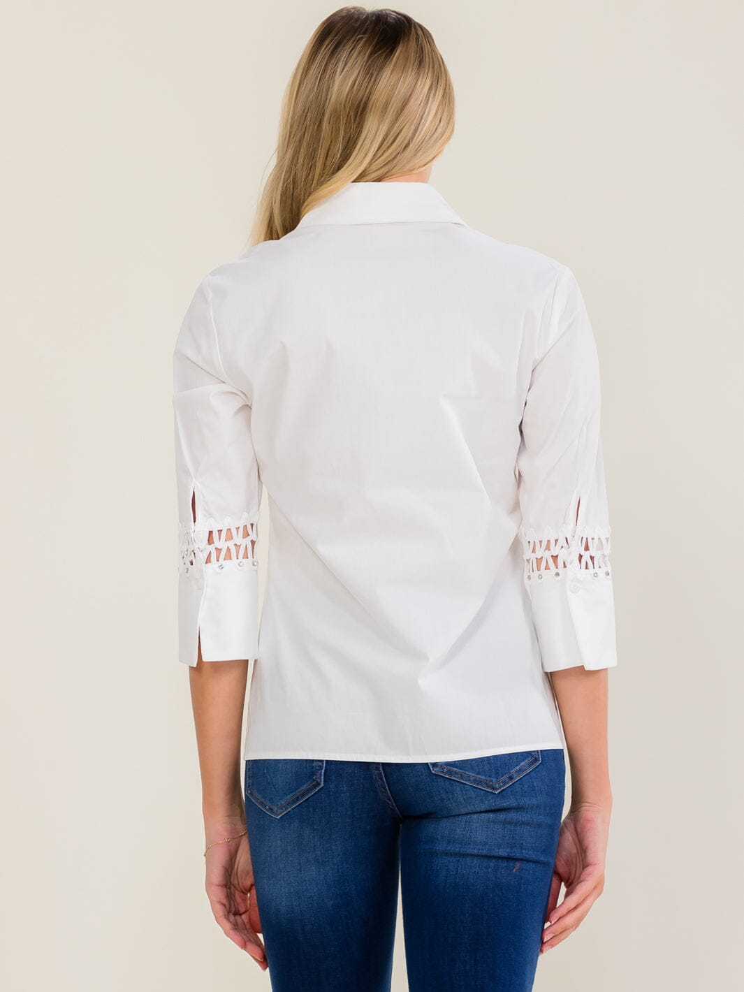 WOMEN'S 3/4 EYELET SLEEVE BUTTON UP BLOUSE