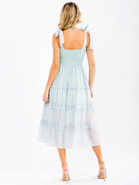 WOMEN'S SLEEVELESS SMOCK DETAILED TIERED MAXI DRESS