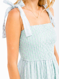 WOMEN'S SLEEVELESS SMOCK DETAILED TIERED MAXI DRESS
