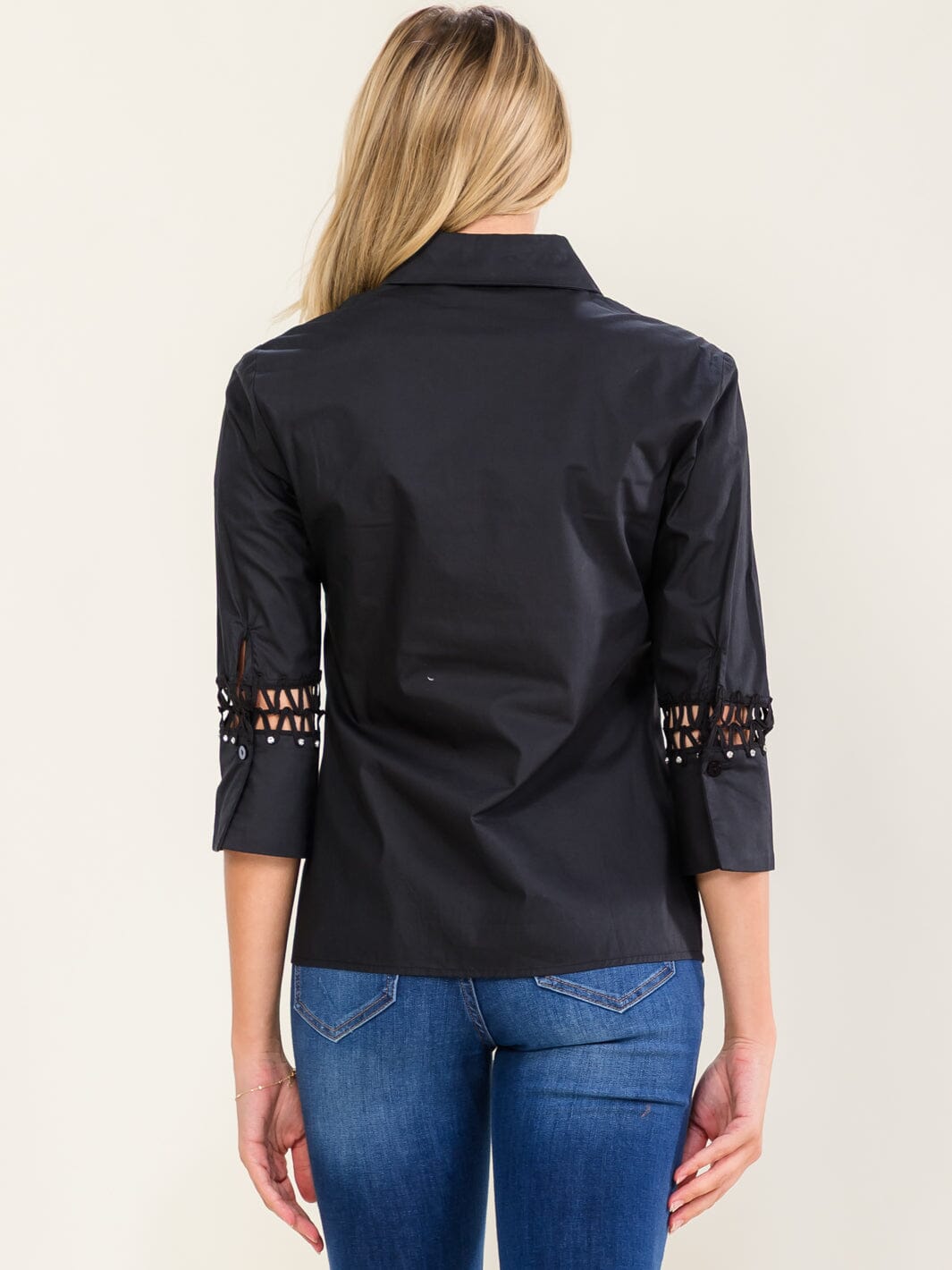 WOMEN'S 3/4 EYELET SLEEVE BUTTON UP BLOUSE
