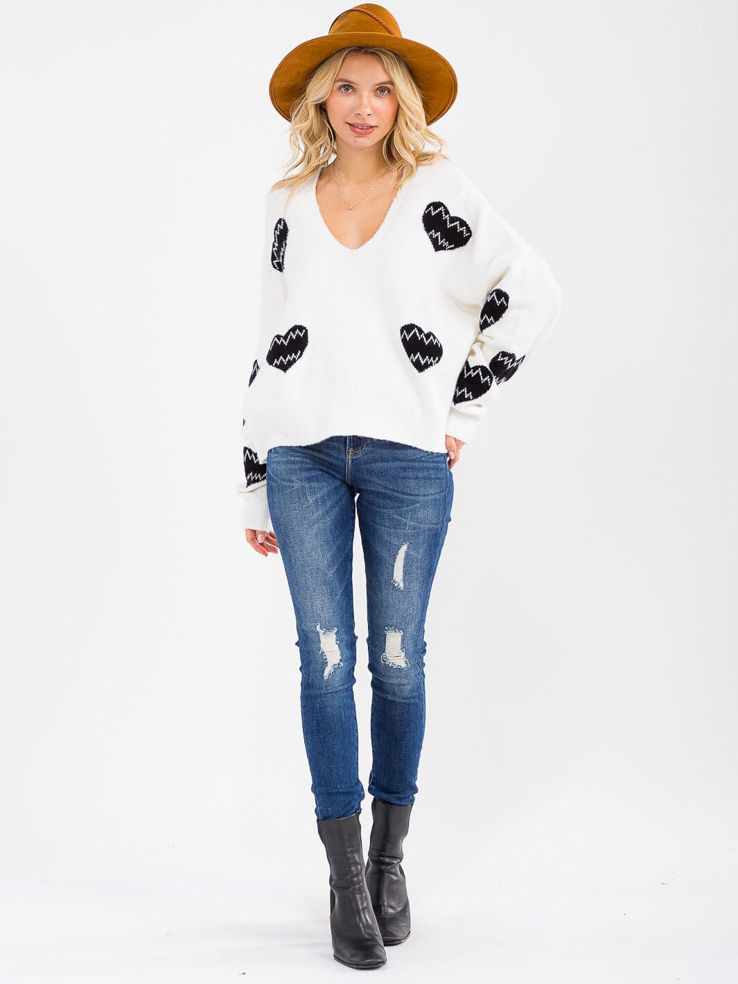 WOMEN'S LONG SLEEVE V-NECK HEART PRINT KNIT PULLOVER SWEATER