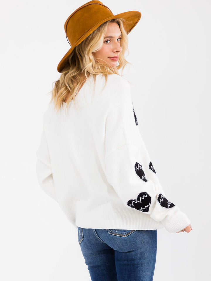 WOMEN'S LONG SLEEVE V-NECK HEART PRINT KNIT PULLOVER SWEATER