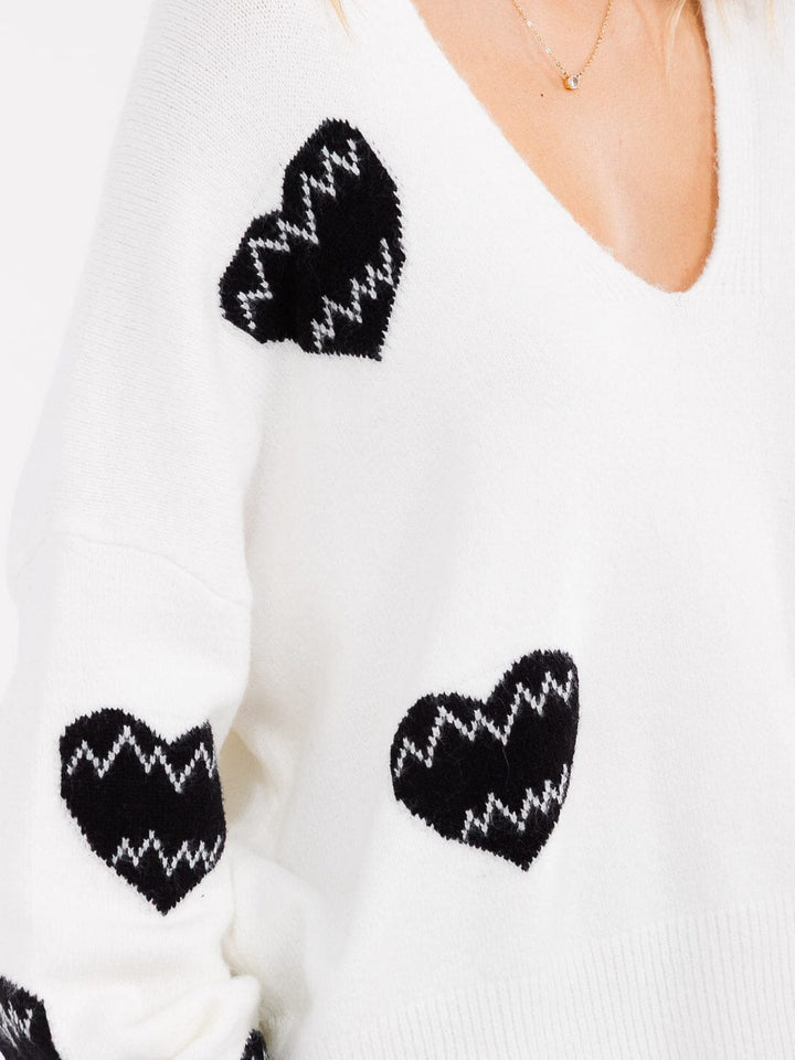 WOMEN'S LONG SLEEVE V-NECK HEART PRINT KNIT PULLOVER SWEATER