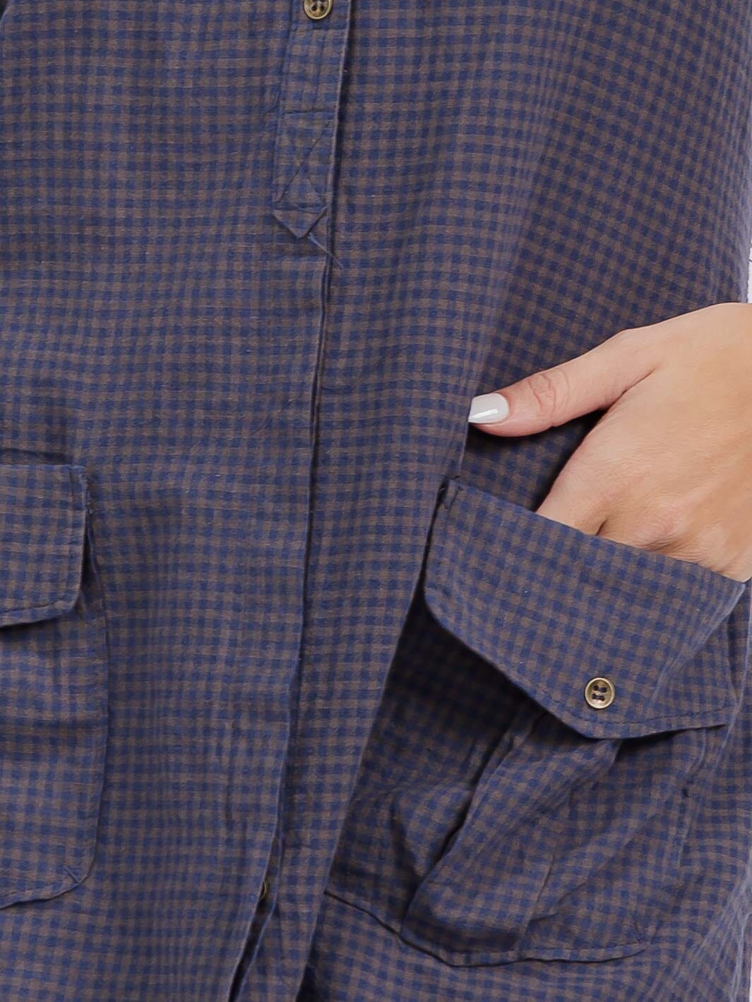 WOMEN'S LONG SLEEVE BUTTON UP FRONT POCKET PLAID TOP