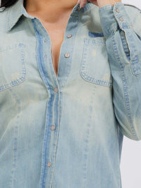 WOMEN'S LONG SLEEVE BUTTON UP FRONT POCKET WASHED DENIM TOP