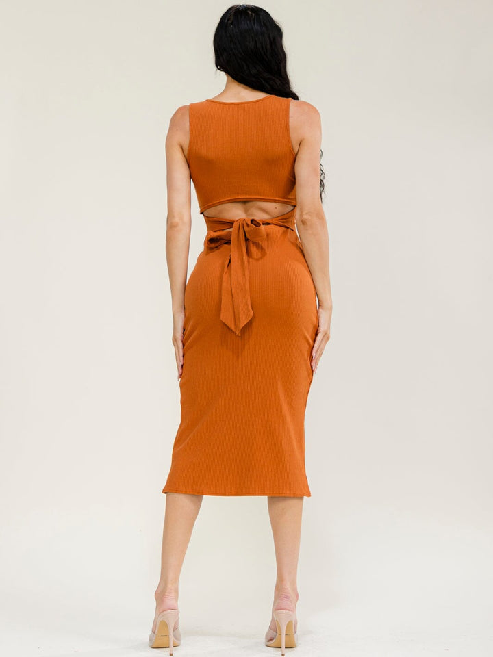 WOMEN'S SLEEVELESS FRONT SLIT OPEN BACK RIBBED MIDI DRESS