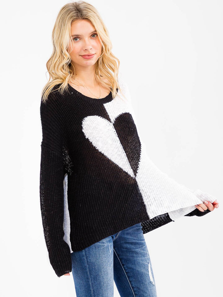 WOMEN'S LONG SLEEVE COLORBLOCK HEART PRINT KNIT PULLOVER SWEATER
