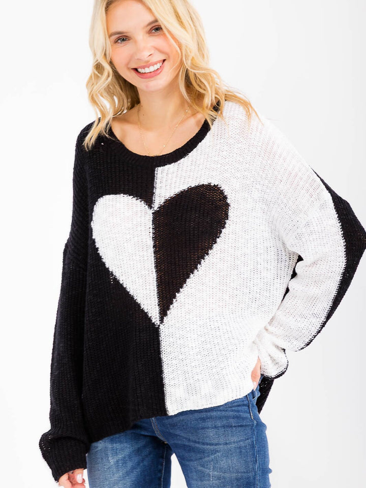 WOMEN'S LONG SLEEVE COLORBLOCK HEART PRINT KNIT PULLOVER SWEATER