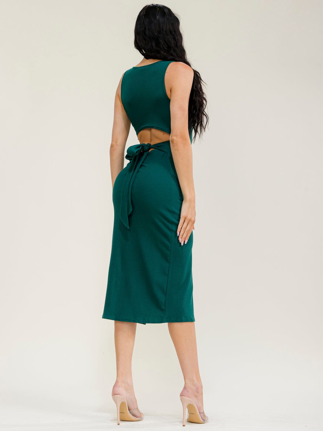 WOMEN'S SLEEVELESS FRONT SLIT OPEN BACK RIBBED MIDI DRESS