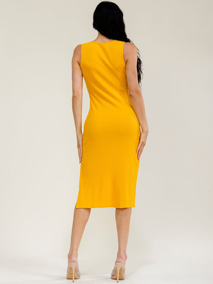 WOMEN'S SLEEVELESS SIDE SLIT RIBBED MIDI DRESS
