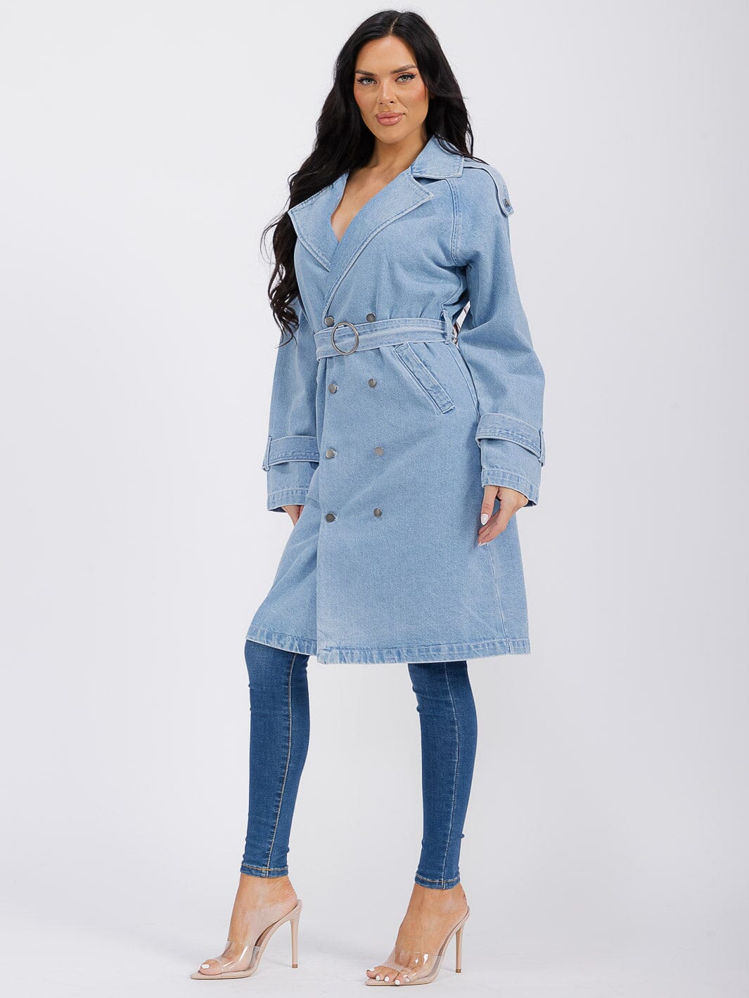 WOMEN'S LONG SLEEVE BUTTON CLOSURE FRONT POCKETS BELTED DENIM COAT