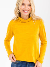 WOMEN'S LONG SLEEVE TURTLE NECK TOP