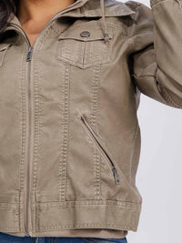 WOMEN'S LONG SLEEVE REMOVABLE HOODIE ZIPPER CLOSURE FRONT POCKETS PU PLEATHER JACKET