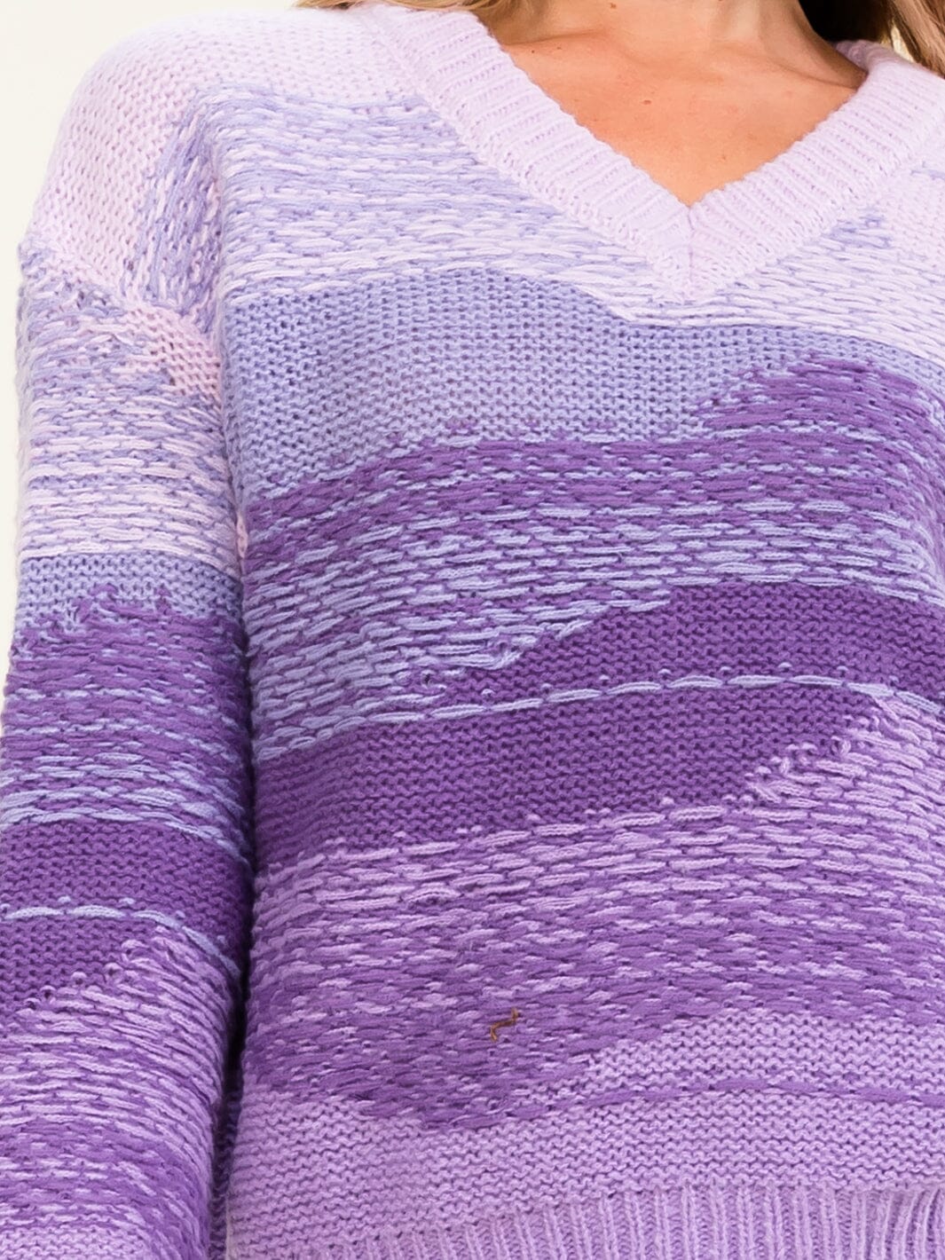 WOMEN'S LONG SLEEVE V-NECK KNIT PULLOVER COLORBLOCK SWEATER
