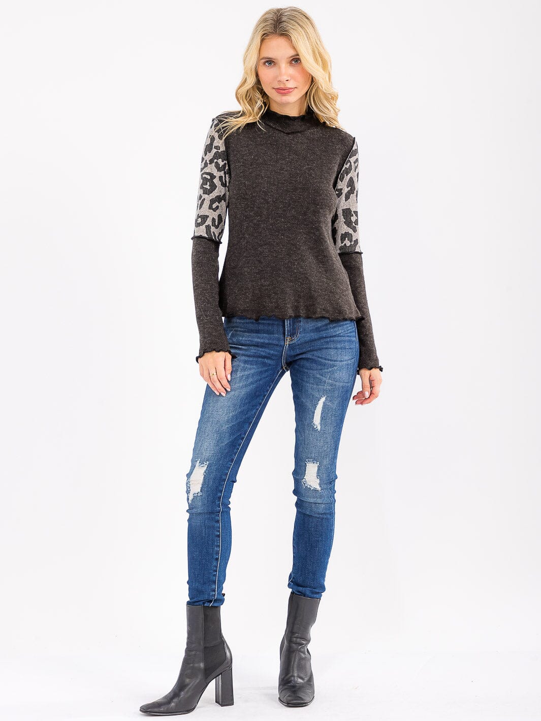 WOMEN'S LONG SLEEVE MOCK NECK ANIMAL PRINT RIBBED TOP