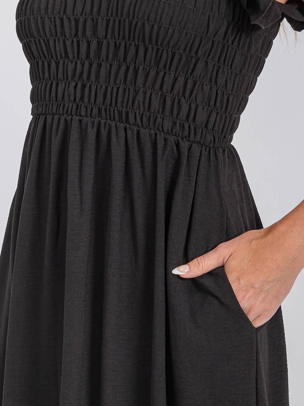 WOMEN'S RUFFLE SLEEVE FRONT POCKETS SMOCK RUFFLE BOTTOM HEM MIDI DRESS