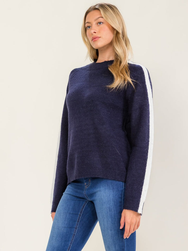 WOMEN'S LONG SLEEVE PULLOVER SWEATER