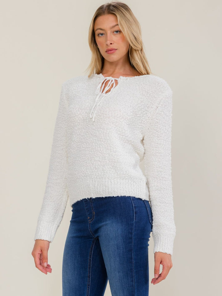 WOMEN'S LONG SLEEVE V-NECK PULLOVER SWEATER