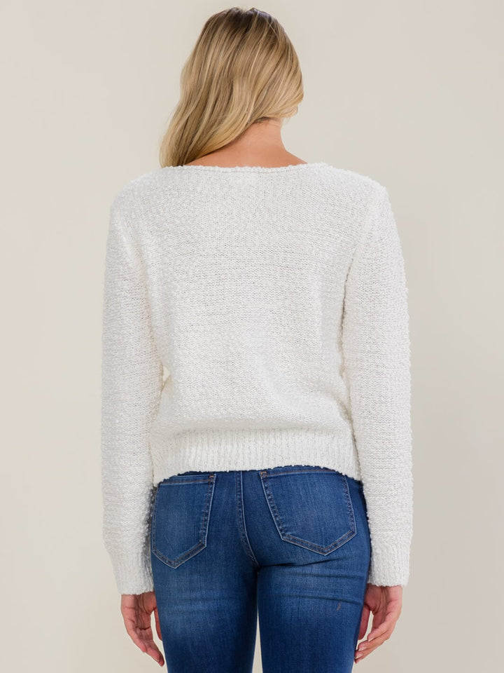 WOMEN'S LONG SLEEVE V-NECK PULLOVER SWEATER