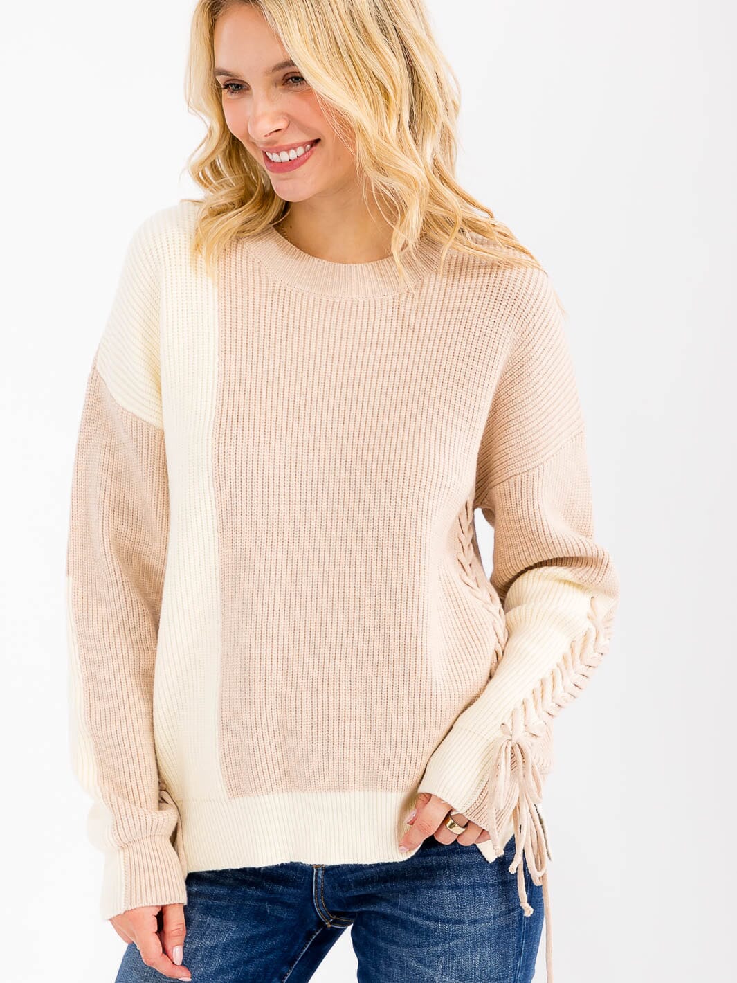 WOMEN'S LONG DETAILED SLEEVE COLORBLOCK PULLOVER SWEATER