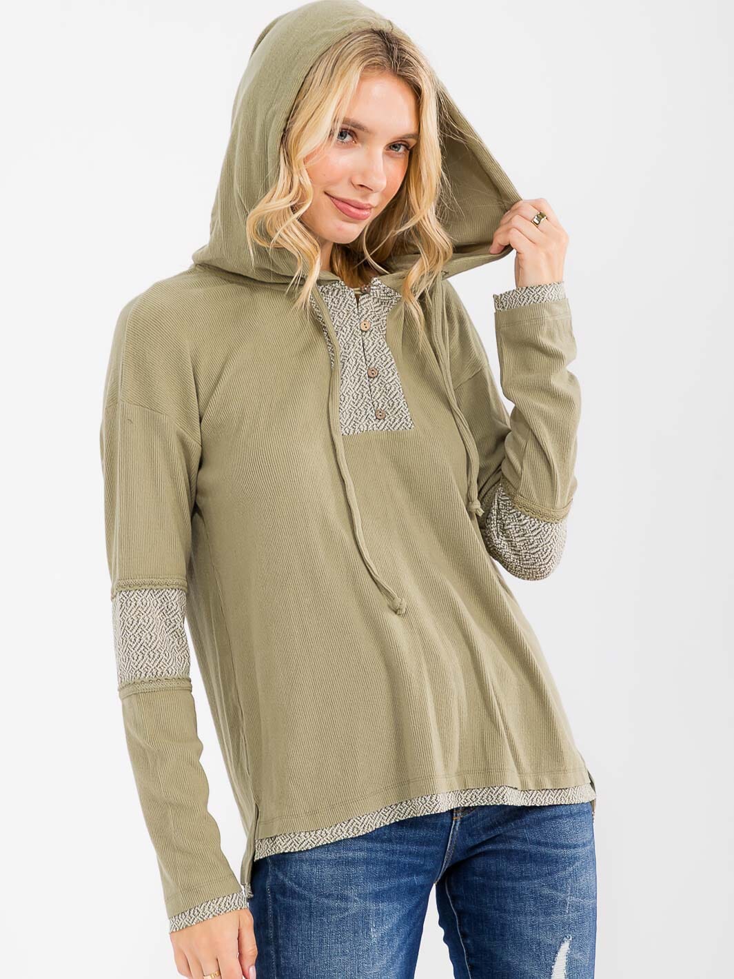 WOMEN'S LONG SLEEVE BUTTON UP HOODED TOP
