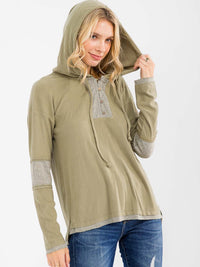 WOMEN'S LONG SLEEVE BUTTON UP HOODED TOP