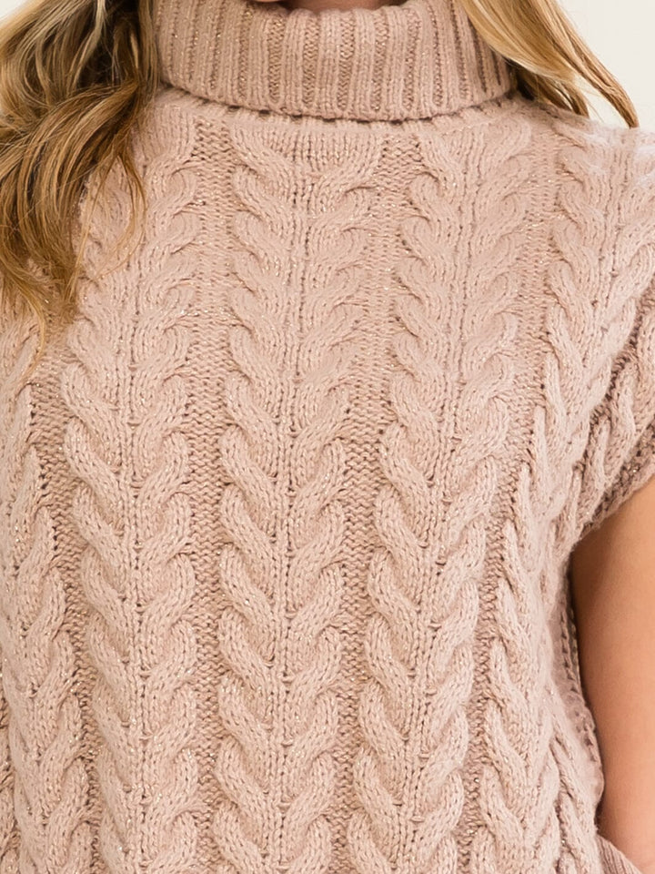 WOMEN'S SLEEVELESS TURTLE NECK CABLE KNIT SWEATER TOP