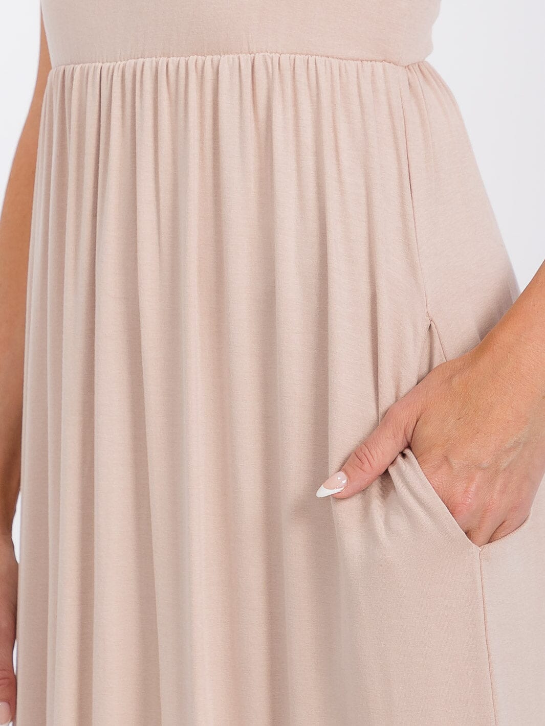 WOMEN'S SLEEVELESS ELASTIC WAIST FRONT POCKETS MAXI DRESS