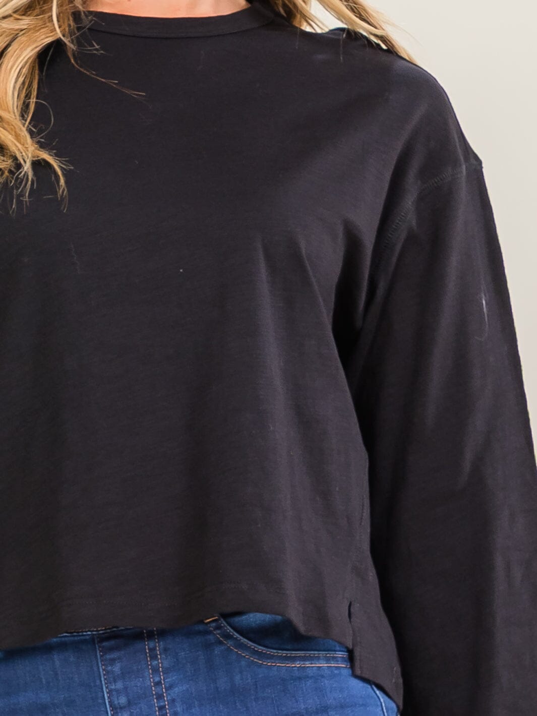 WOMEN'S LONG SLEEVE BASIC TOP