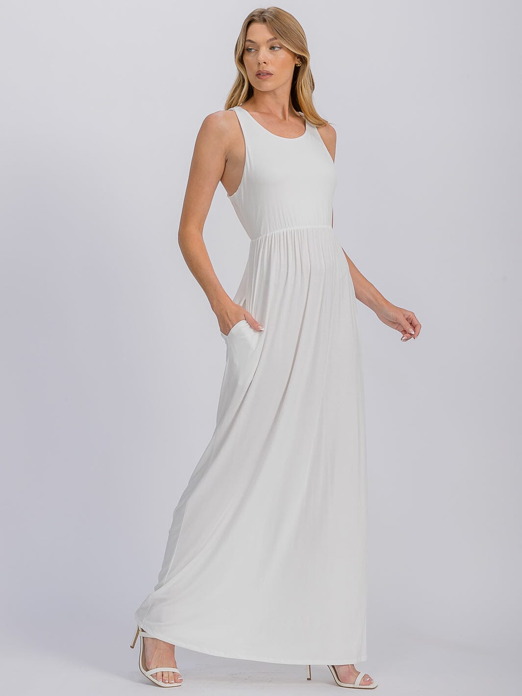 WOMEN'S SLEEVELESS ELASTIC WAIST FRONT POCKETS MAXI DRESS